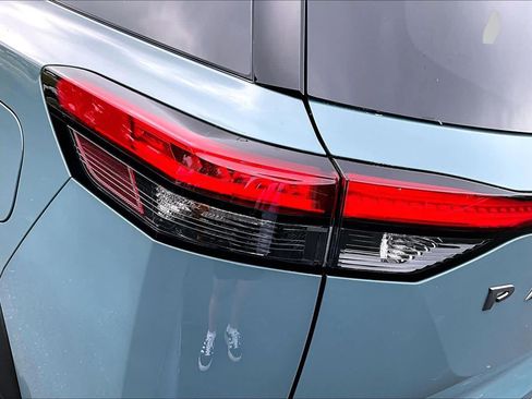 New 2026 Nissan Pathfinder Platinum w/ Accent Package FWD image 14