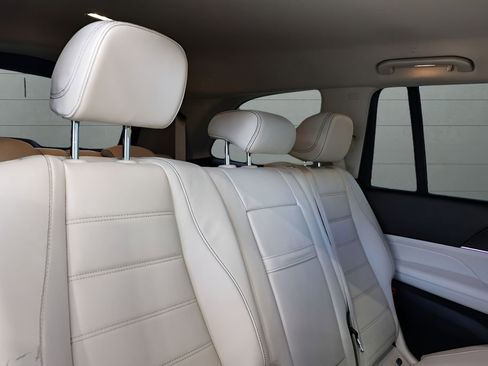 Used 2022 Mercedes-Benz GLS 450 4MATIC image 61