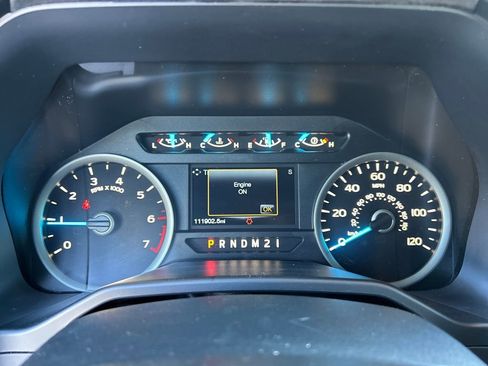 Used 2016 Ford F150 XLT w/ Equipment Group 302A Luxury image 15