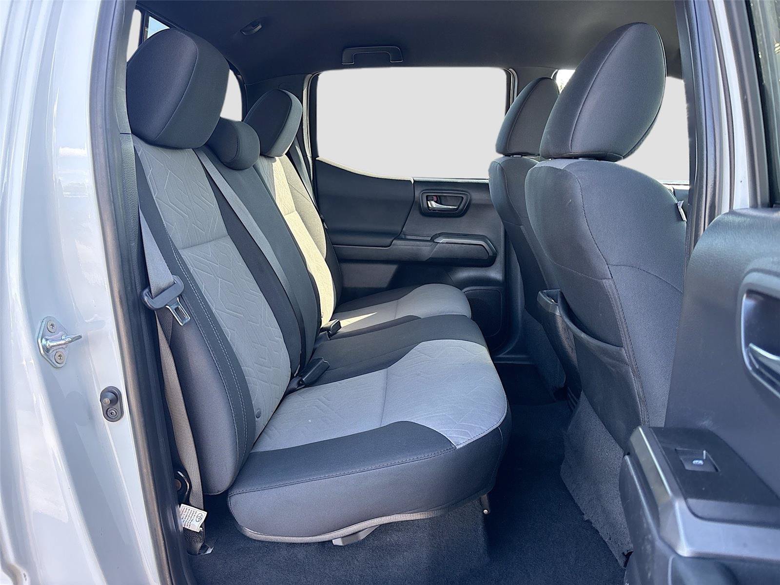 Used 2021 Toyota Tacoma TRD Off-Road RWD image 24