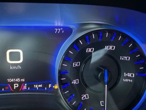 Used 2019 Chrysler 300 S RWD image 15