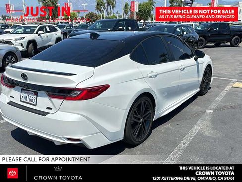 Used 2025 Toyota Camry XSE w/ Premium Package FWD image 4