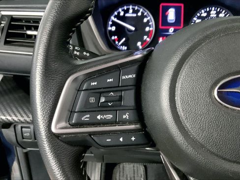 Used 2025 Subaru Ascent Premium AWD/4WD image 18