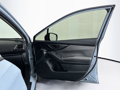 Used 2021 Subaru Crosstrek 2.5i Sport w/ Moonroof Package image 31