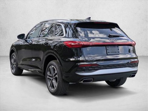 New 2025 Audi Q5 Premium image 7