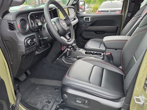 New 2026 Jeep Wrangler Unlimited Rubicon AWD/4WD image 14