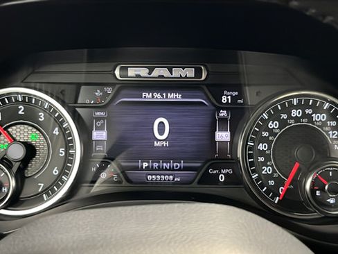 Used 2023 RAM 1500 Laramie AWD/4WD image 16