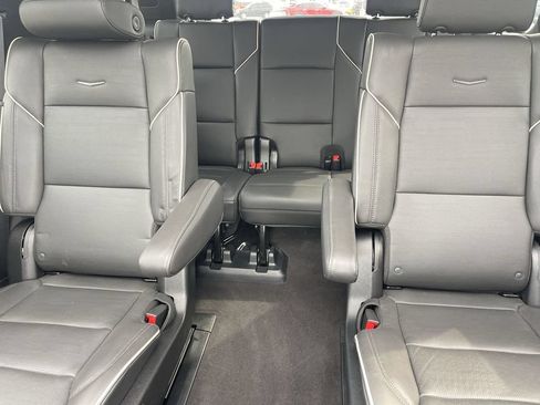 Certified 2024 Cadillac Escalade Sport AWD/4WD image 38