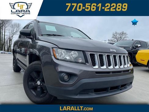 Used 2017 Jeep Compass Sport FWD image 1