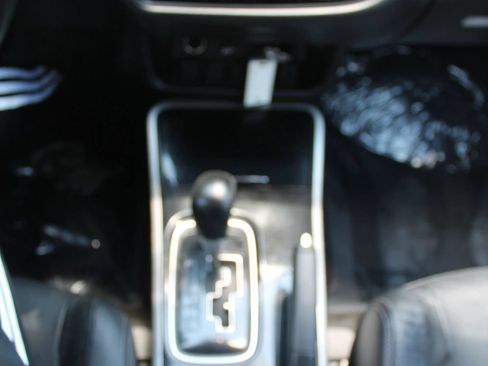 Used 2017 Mitsubishi Outlander SEL FWD image 39