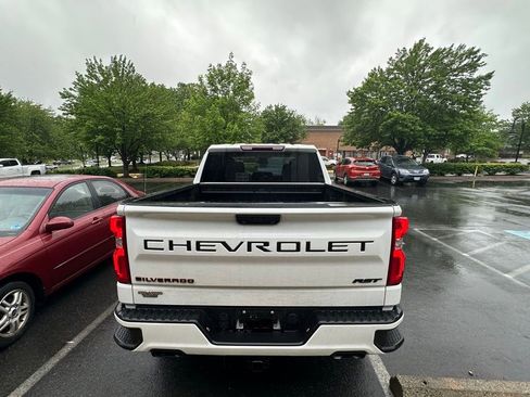 Used 2023 Chevrolet Silverado 1500 RST w/ Redline Edition AWD/4WD image 5