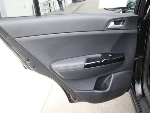 Used 2022 Kia Sportage EX AWD/4WD image 22
