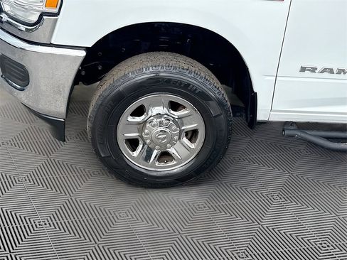 Used 2021 RAM 2500 Tradesman w/ Chrome Appearance Group image 33