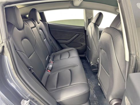 Used 2022 Tesla Model 3 Performance image 40