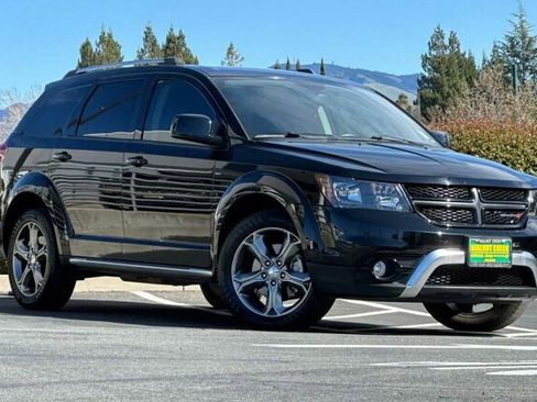 Used 2017 Dodge Journey Crossroad image 2