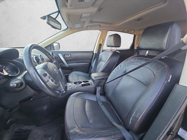 Used 2012 Nissan Rogue SL AWD/4WD image 16