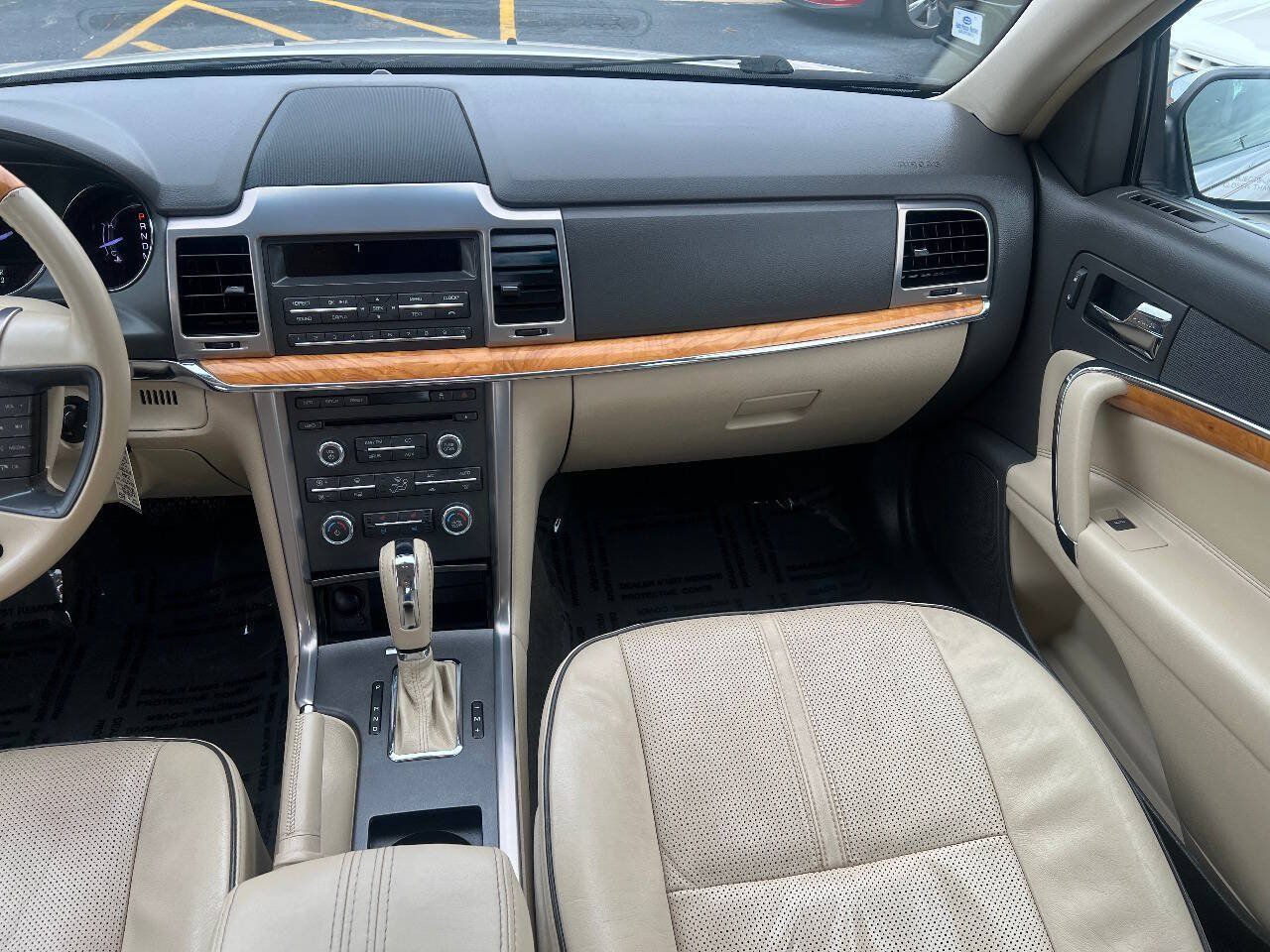 Used 2010 Lincoln MKZ FWD image 31