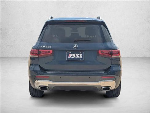 Used 2023 Mercedes-Benz GLB 250 image 6