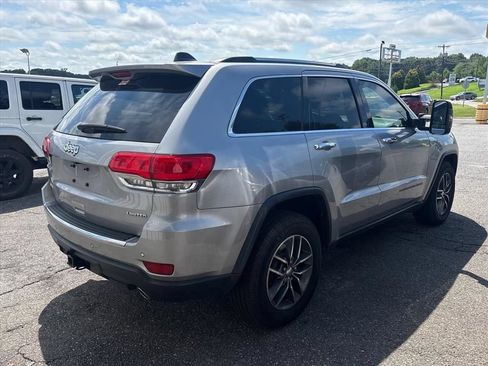 Used 2018 Jeep Grand Cherokee Limited w/ Trailer Tow Group IV AWD/4WD image 8