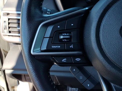 Certified 2022 Subaru Outback Limited image 40