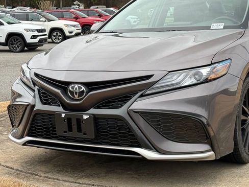Used 2023 Toyota Camry XSE image 10