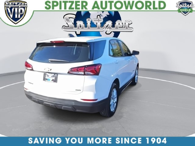 Used 2022 Chevrolet Equinox LS w/ LPO, Floor Liner Package AWD/4WD image 15
