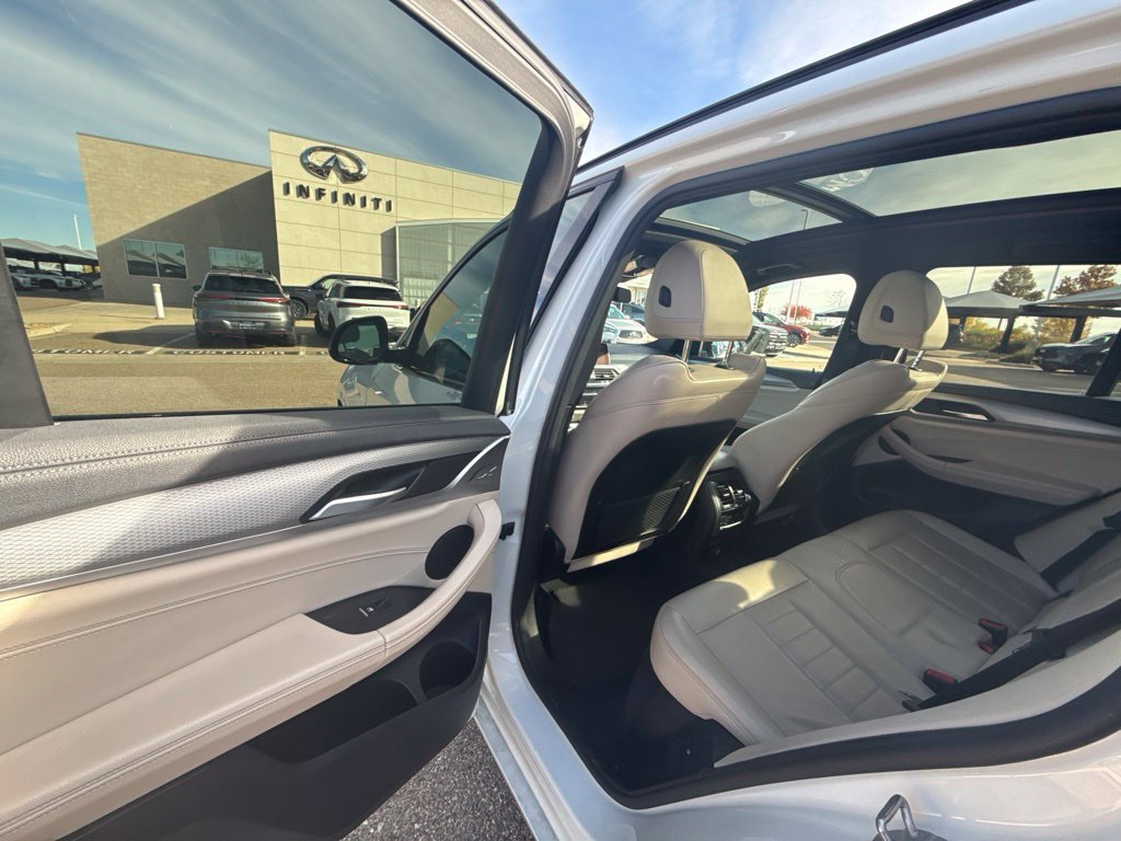 Used 2019 BMW X3 M40i w/ Parking Assistance Package AWD/4WD image 16