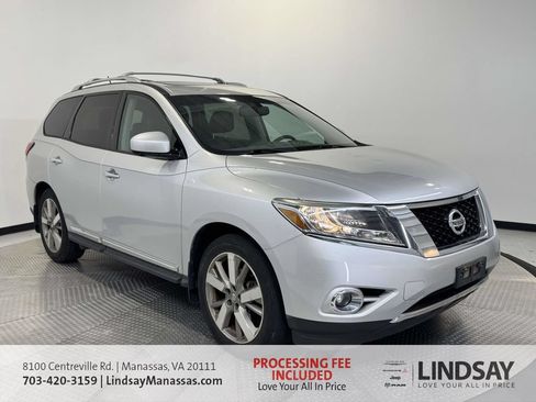 Used 2015 Nissan Pathfinder Platinum w/ Cargo Package AWD/4WD image 1