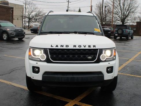 Used 2014 Land Rover LR4 HSE image 3