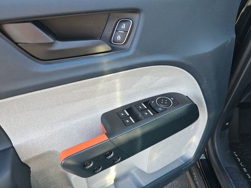 Used 2024 Ford Maverick XLT w/ XLT Luxury Package image 16