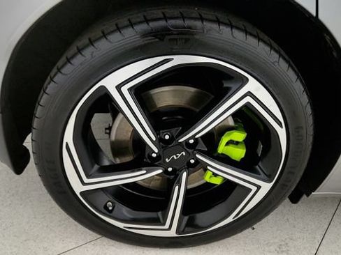 Used 2024 Kia EV6 GT AWD/4WD image 83