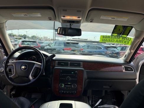 Used 2014 Chevrolet Tahoe LT RWD image 23