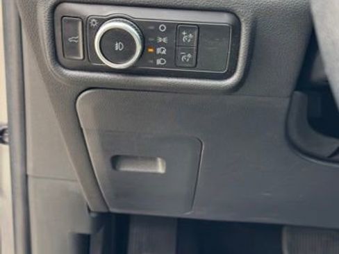 Certified 2023 Ford Explorer XLT w/ Equipment Group 202A AWD/4WD image 8