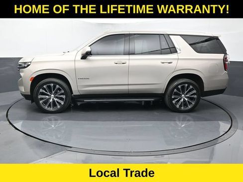 Used 2021 Chevrolet Tahoe LT w/ Luxury Package AWD/4WD image 4