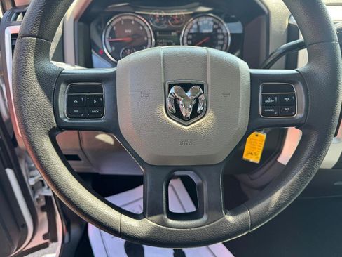 Used 2012 RAM 1500 Classic SLT RWD image 12