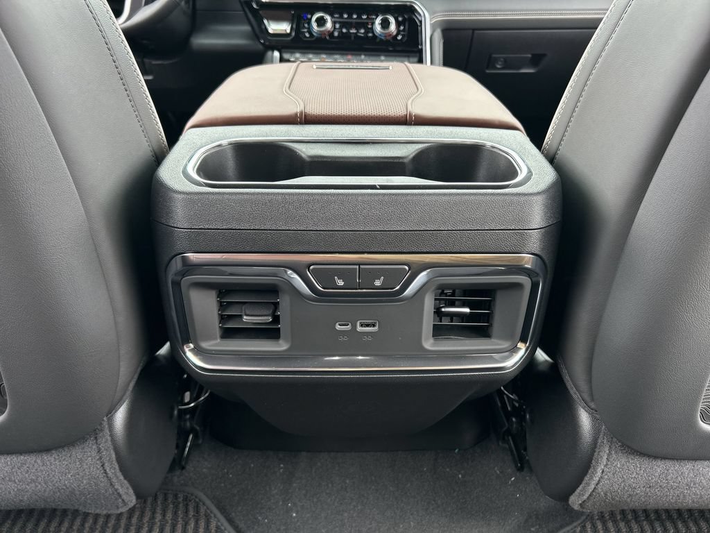 New 2026 GMC Sierra 3500 Denali Ultimate AWD/4WD image 22