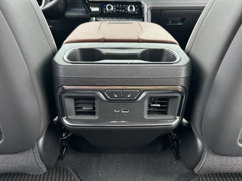New 2026 GMC Sierra 3500 Denali Ultimate AWD/4WD image 22