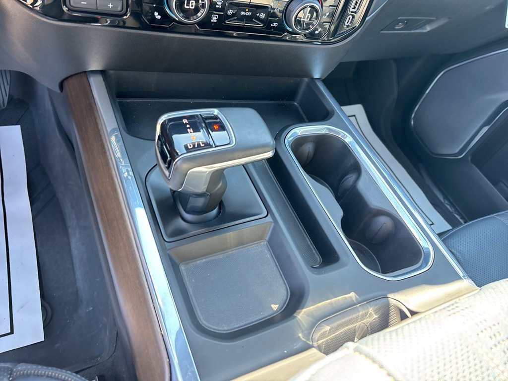 Used 2023 Chevrolet Silverado 1500 High Country w/ High Country Premium Package AWD/4WD image 38
