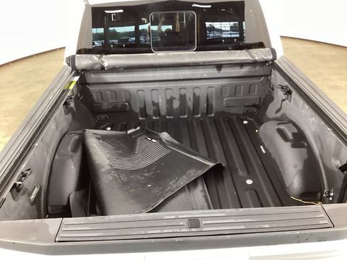 Used 2018 Ford F150 Lariat w/ Equipment Group 502A Luxury AWD/4WD image 7
