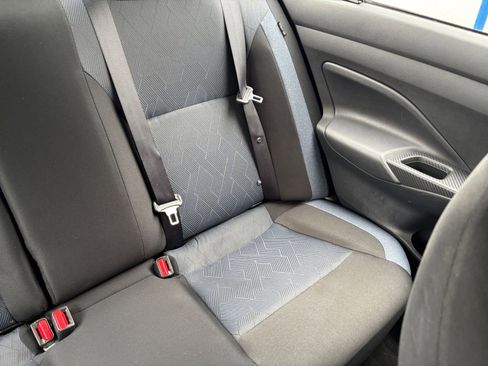 Used 2025 Nissan Versa SV FWD image 35