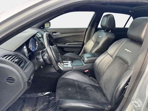 Used 2012 Chrysler 300 SRT8 RWD image 9