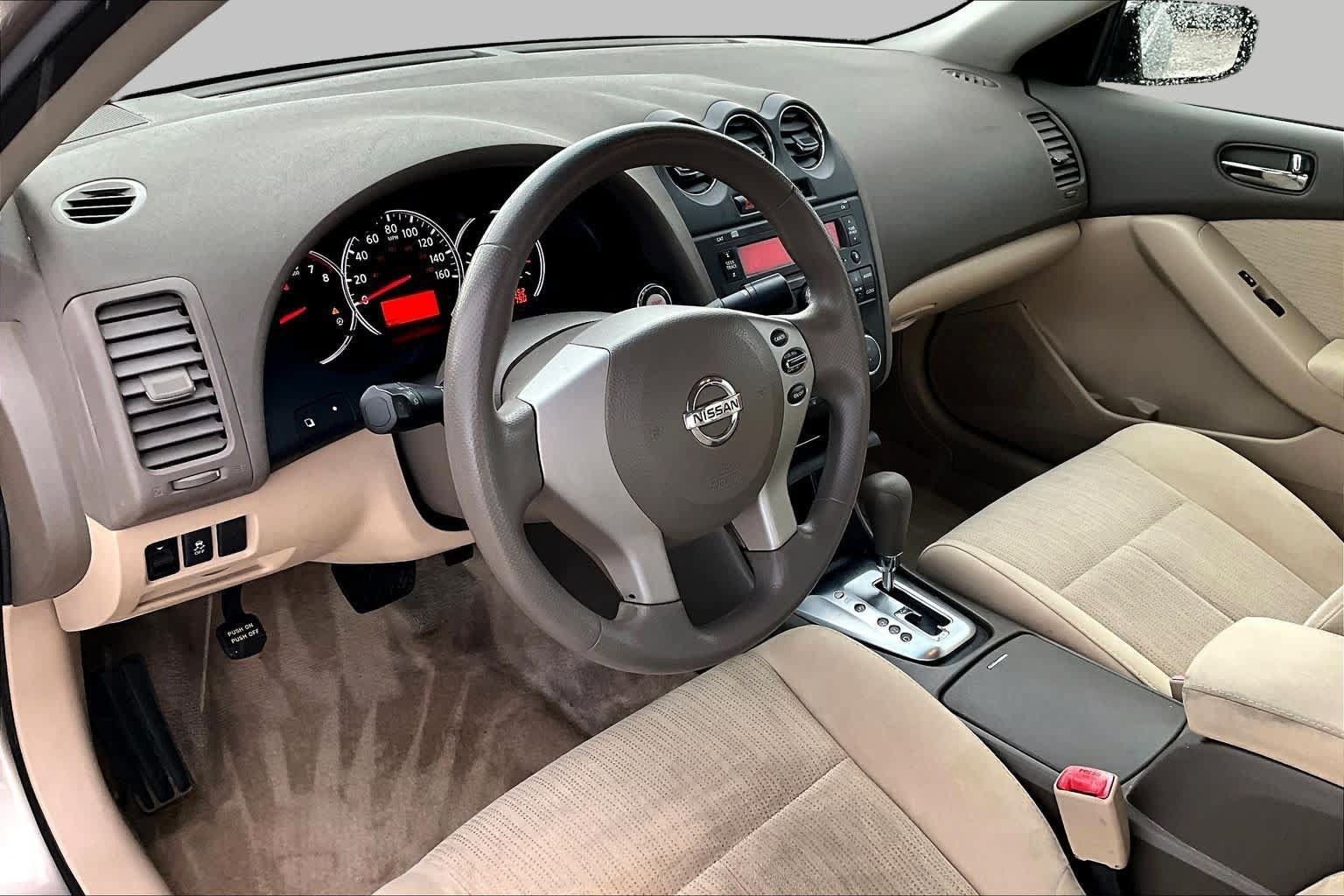Used 2012 Nissan Altima 2.5 S FWD image 17