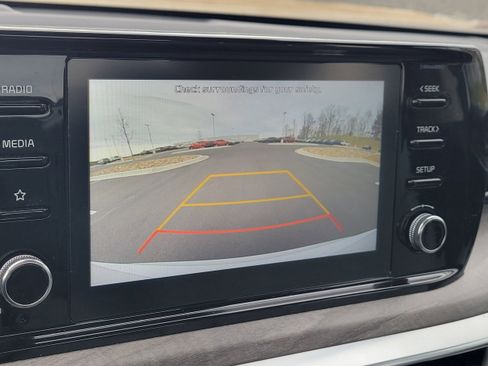Used 2021 Kia K5 EX image 23
