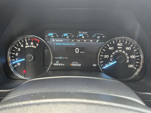 Used 2018 Ford F150 Platinum w/ Equipment Group 701A Luxury image 11