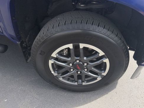 Used 2024 Toyota Tacoma TRD Sport w/ TRD Sport Upgrade Package image 13