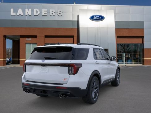 New 2026 Ford Explorer ST RWD image 8