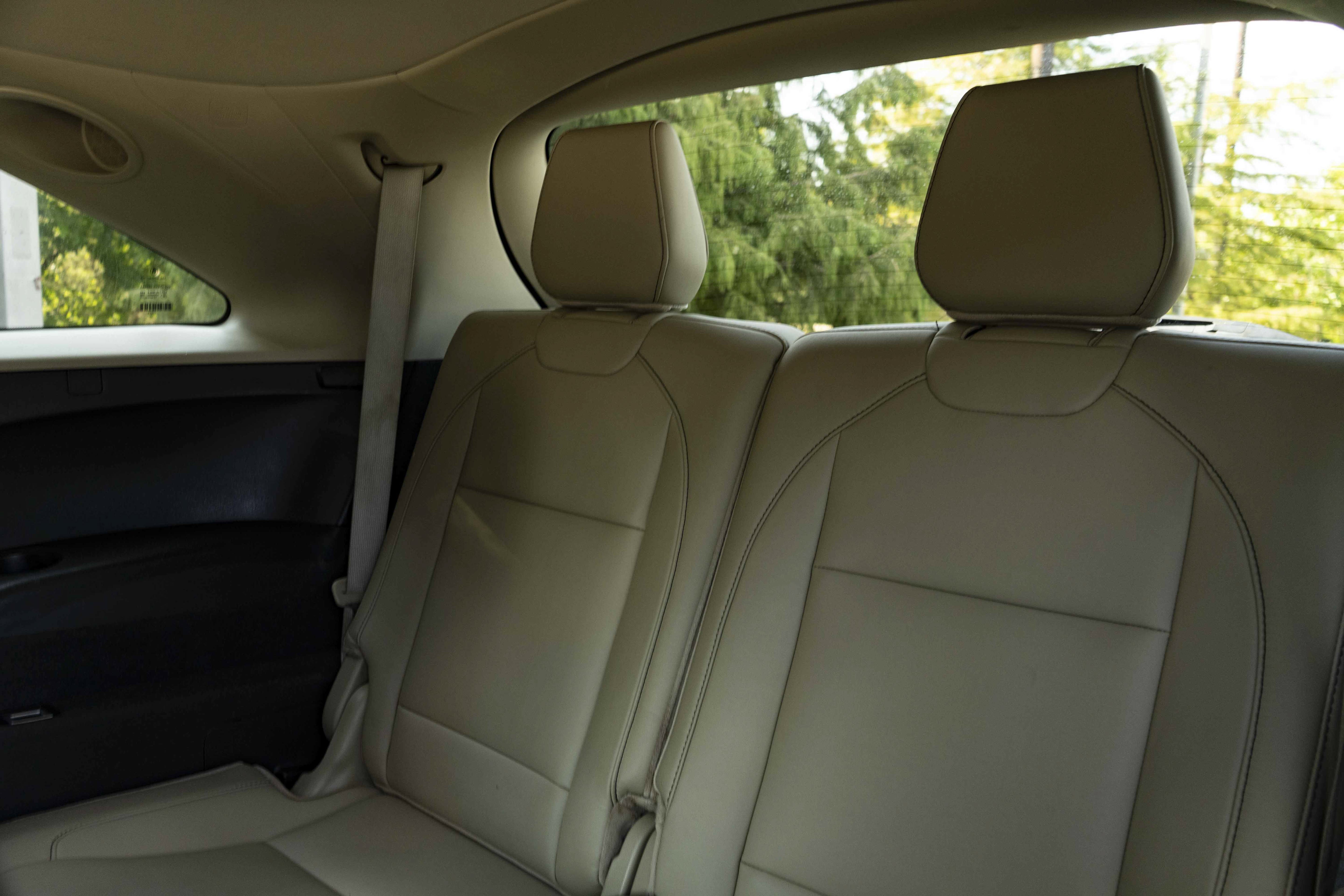 Used 2018 Acura MDX w/ Advance Package FWD image 18