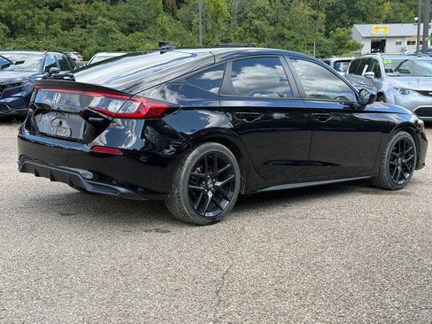 Used 2025 Honda Civic Sport image 4