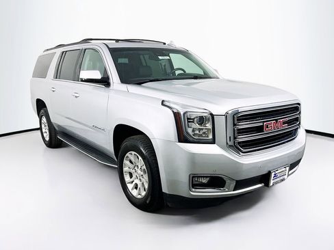 Certified 2017 GMC Yukon XL SLT w/ Open Road Package image 1