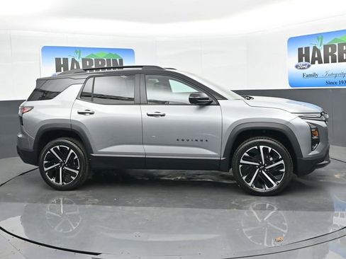 New 2026 Chevrolet Equinox RS w/ Convenience Package III FWD image 7